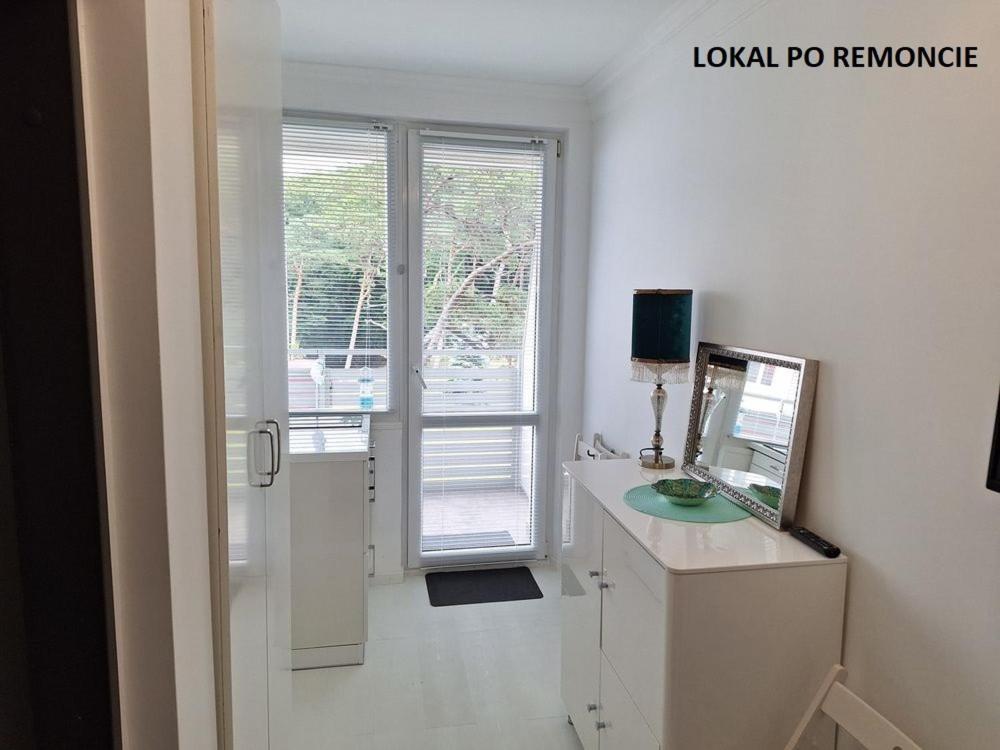 Maly Przytulny Apartament Z Widokiem Na Morze - Po Remoncie Apartment Miedzyzdroje Exterior photo